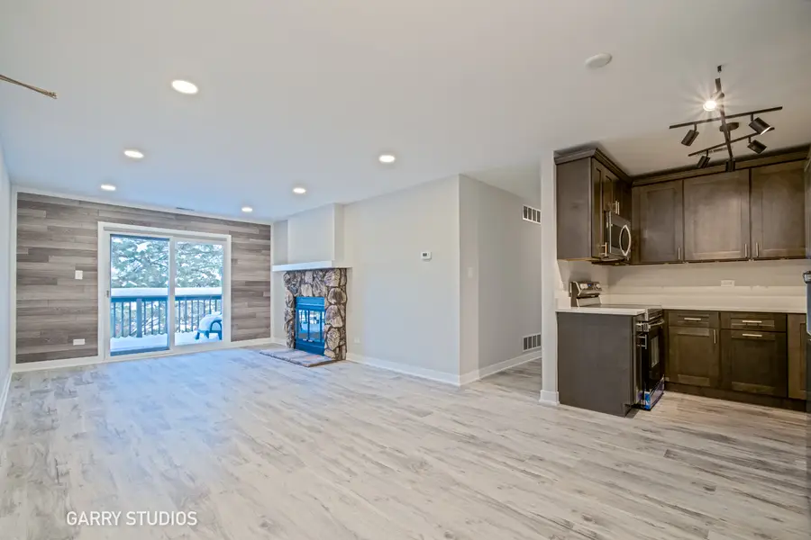 1460 Stonebridge Circle #G9, Wheaton, IL 60189 - Image #3