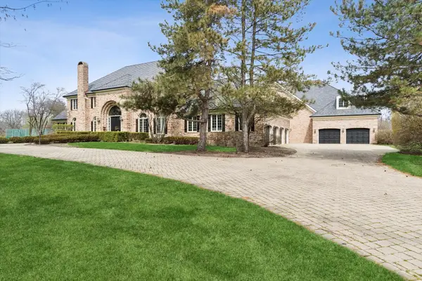 9 Squire Lane, St. Charles, IL 60174
