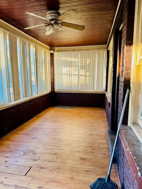 8137 S Bennett Avenue, Chicago, IL 60617 - Image #3