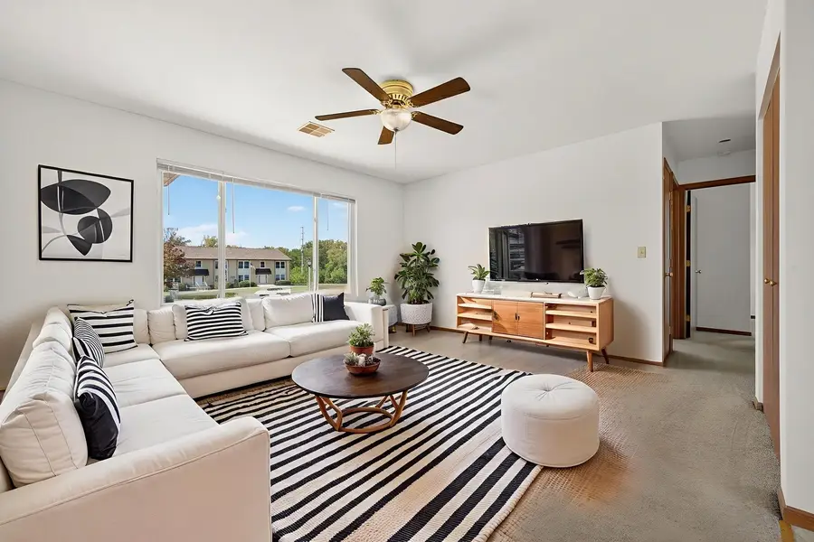 Address Withheld By Seller, Morris, IL 60450 - Image #2