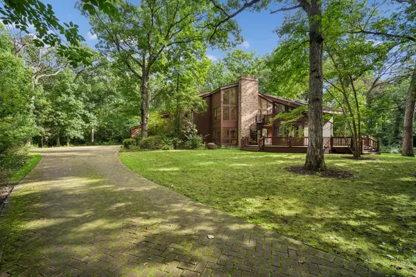 3135 Shagbark Lane, Long Grove, IL 60047