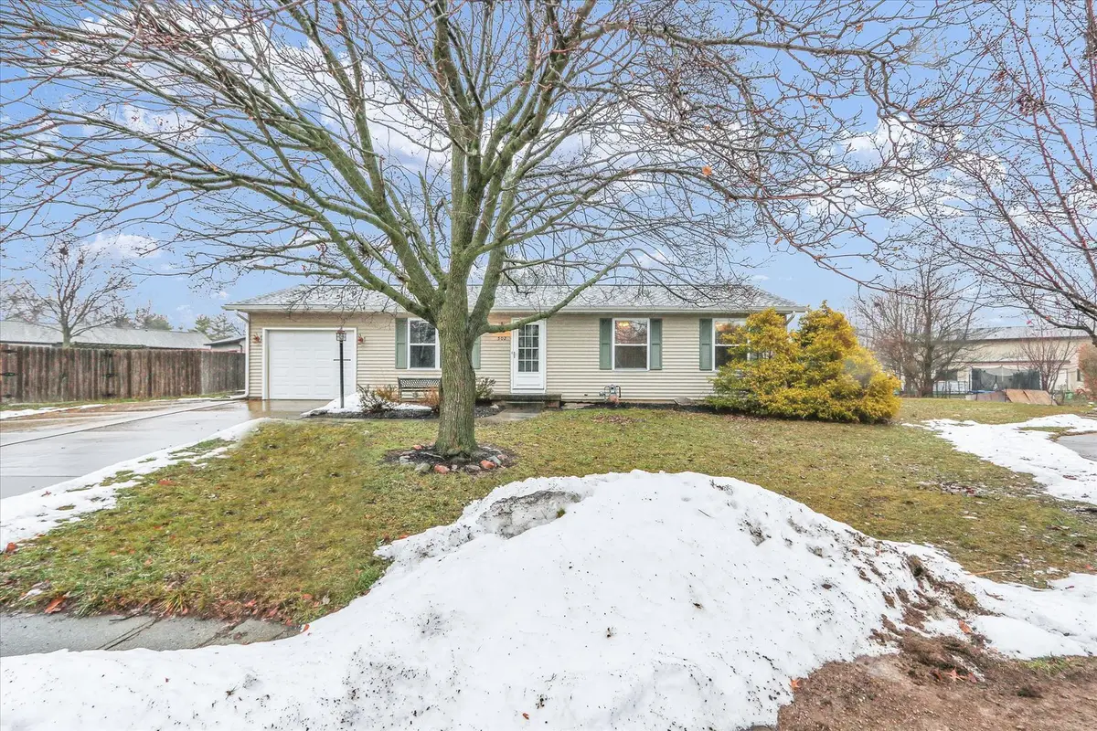 502 Richard Court, Mahomet, IL 61853 - Image #1