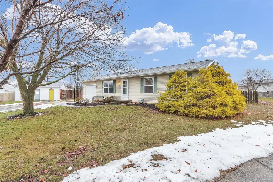 502 Richard Court, Mahomet, IL 61853 - Image #2