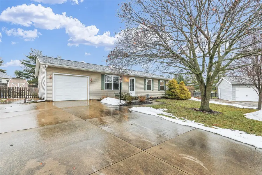 502 Richard Court, Mahomet, IL 61853 - Image #3