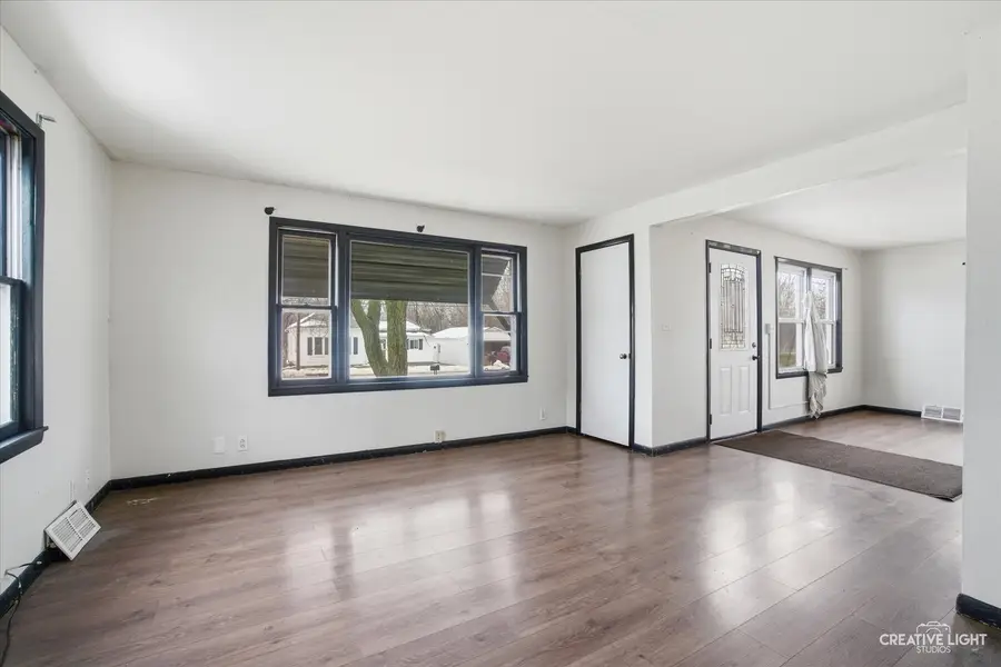 816 S Ottawa Street, Earlville, IL 60518 - Image #3