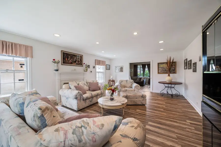 8822 Central Park Avenue, Evanston, IL 60203 - #3