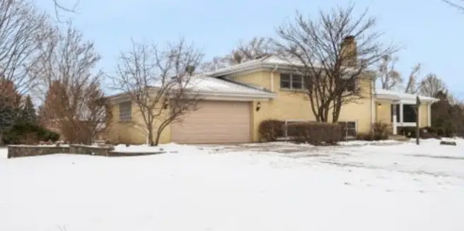 590 E Capri Drive, Palatine, IL 60074 - Image #2