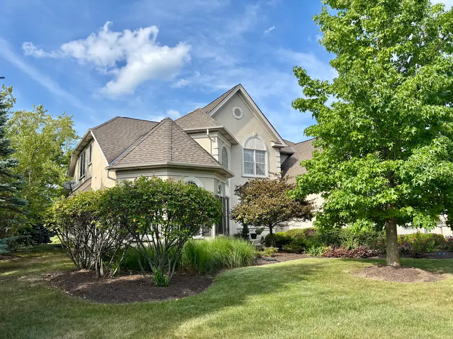2 Wood Oaks Drive, South Barrington, IL 60010 - Image #3