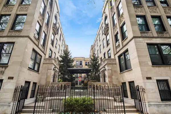 3602 N Pine Grove Avenue #2B, Chicago, IL 60613