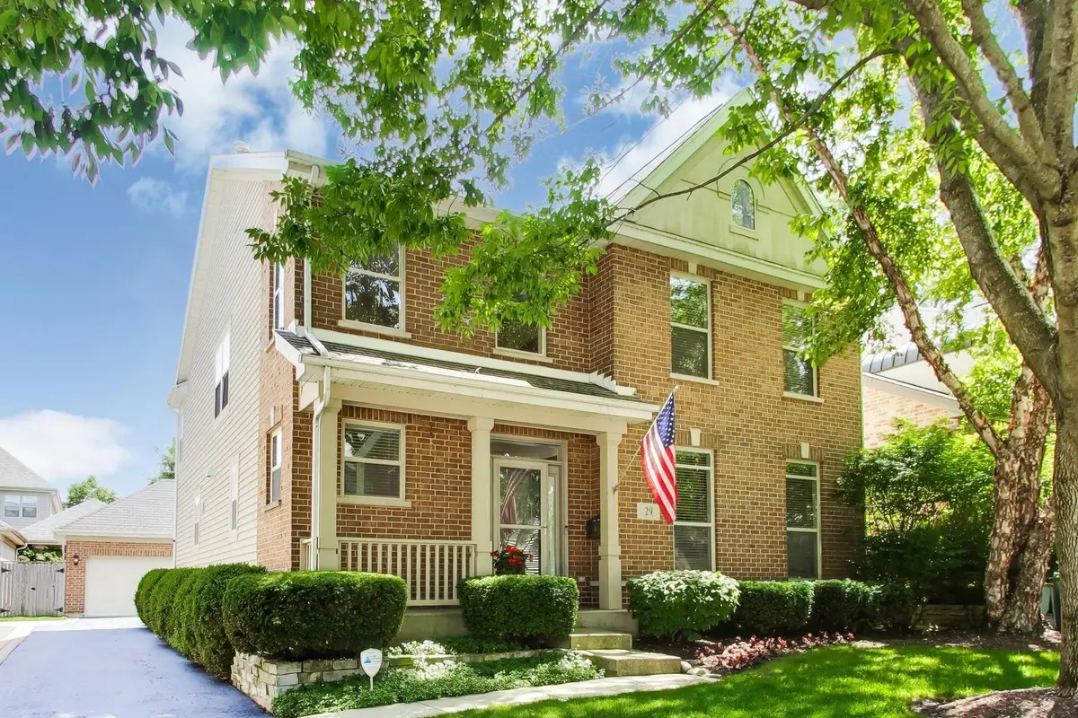 29 Pralls Loop, Highwood, IL 60040 - #1