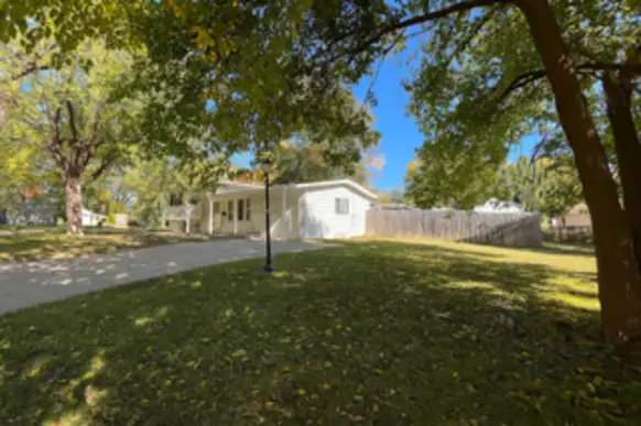 3 Scarsdale Road, Montgomery, IL 60538 - Image #2