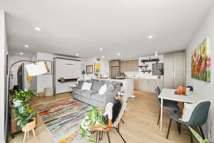 3430 N Lake Shore Drive #12J, Chicago, IL 60657 - #3