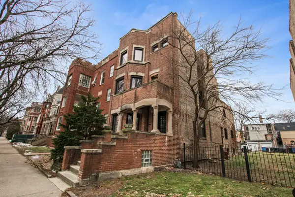 823 E Drexel Square, Chicago, IL 60615