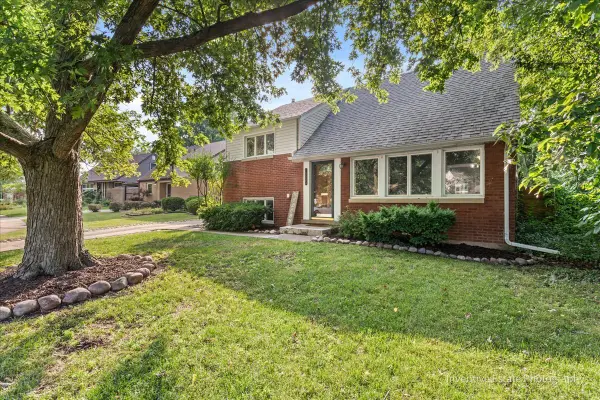 18530 Stedhall Road, Homewood, IL 60430