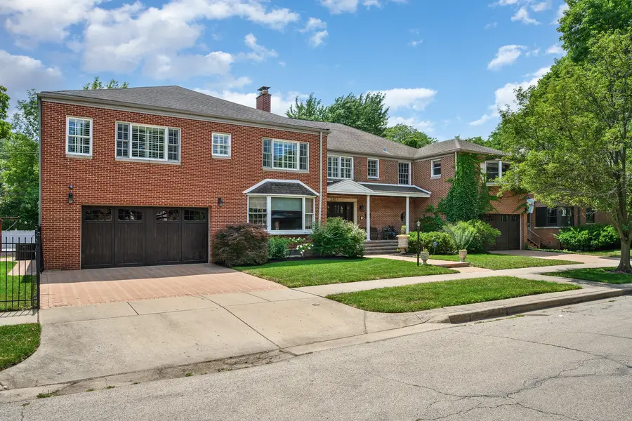 2851 W Rascher Avenue, Chicago, IL 60625 - Image #3