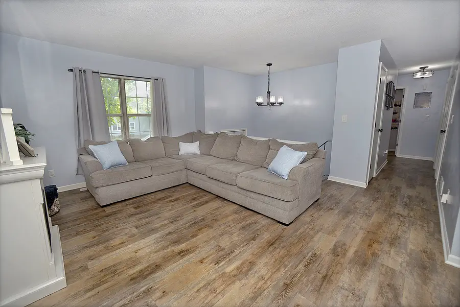 1403 Dakota Drive, Ottawa, IL 61350 - Image #3