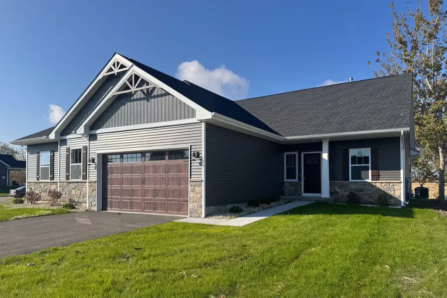 631 Anjali Court #R, Sycamore, IL 60178 - Image #3