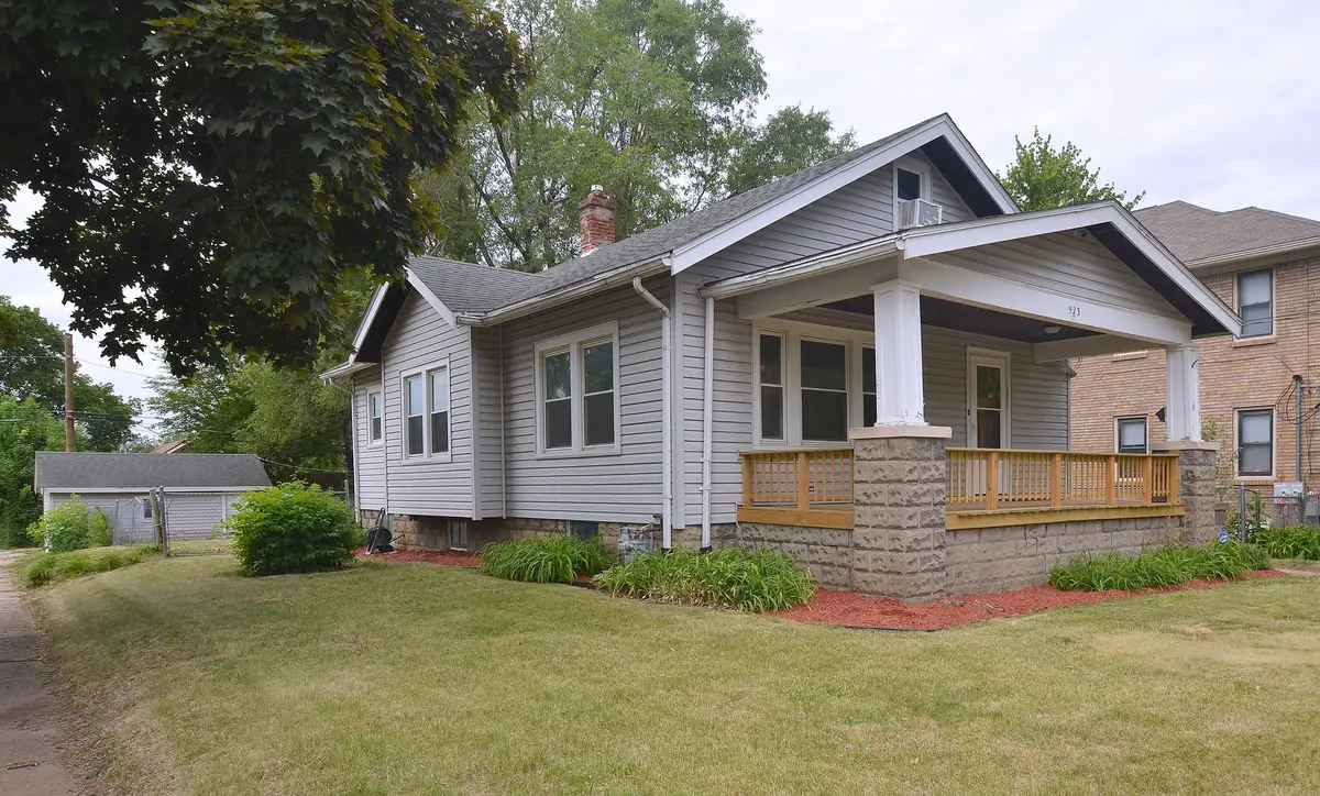 923 17th Street, Rockford, IL 61104 - #1