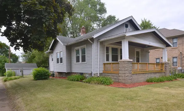 923 17th Street, Rockford, IL 61104
