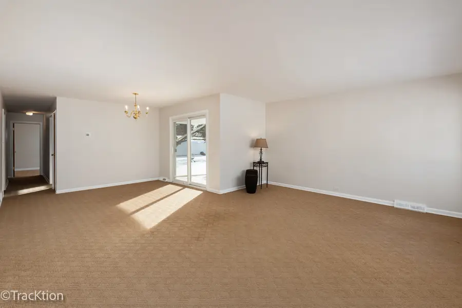 Address Withheld By Seller, Darien, IL 60561 - Image #3