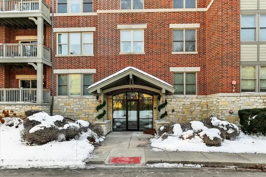 275 E Railroad Avenue #101, Bartlett, IL 60103 - Image #2