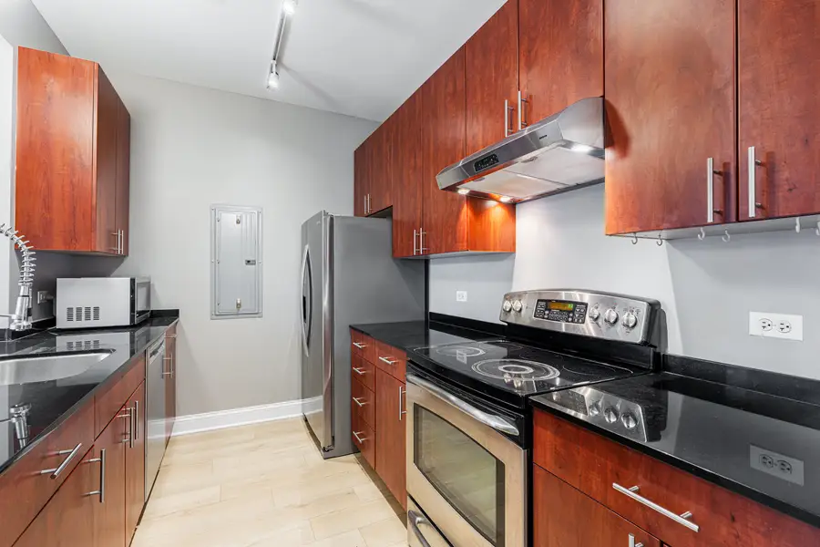 565 W Quincy Street #1008, Chicago, IL 60661 - Image #3