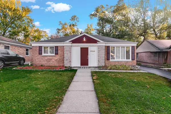 17649 Dundee Avenue, Homewood, IL 60430