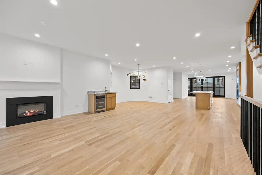 2620 N Mozart Street, Chicago, IL 60647 - Image #3