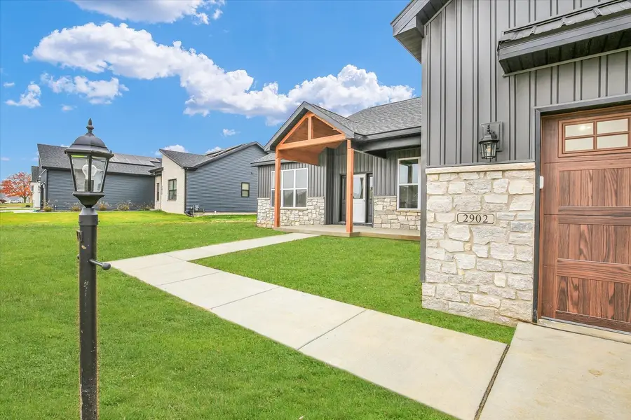 2902 Haydon Drive, Urbana, IL 61802 - Image #3