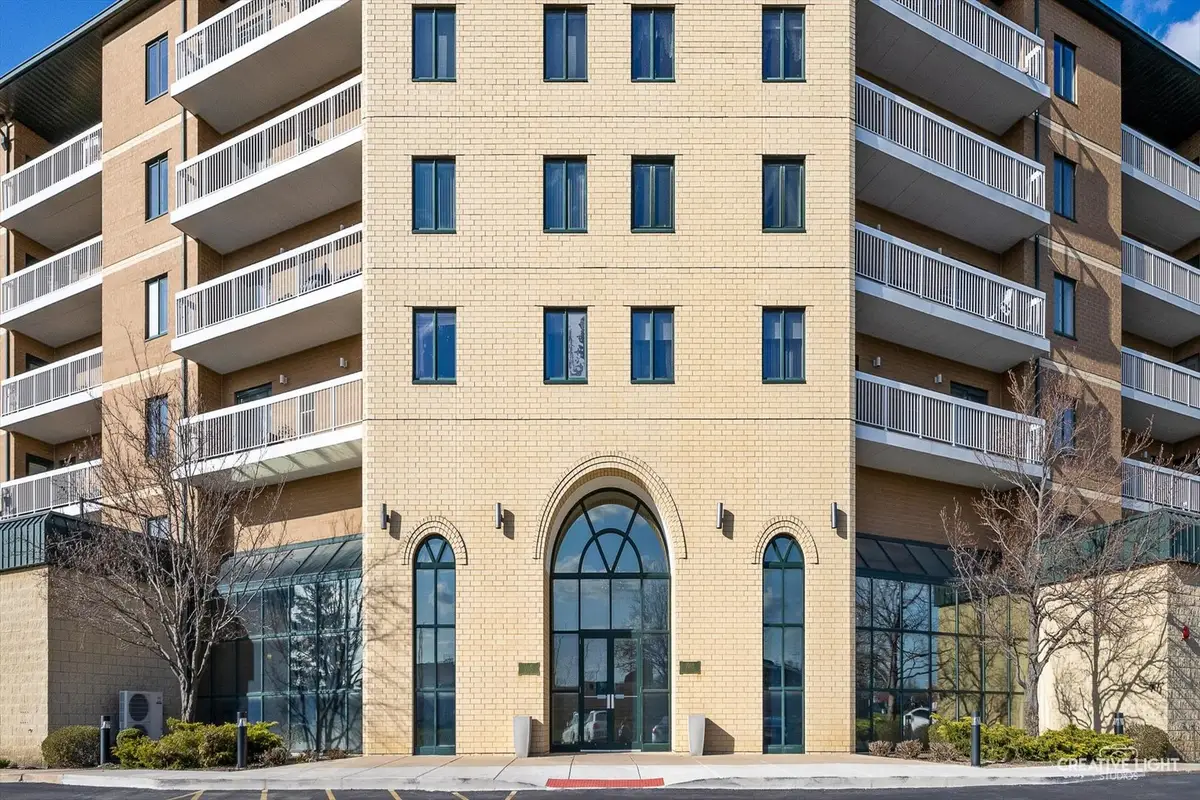 1500 S Ardmore Avenue #408, Villa Park, IL 60181 - Image #1