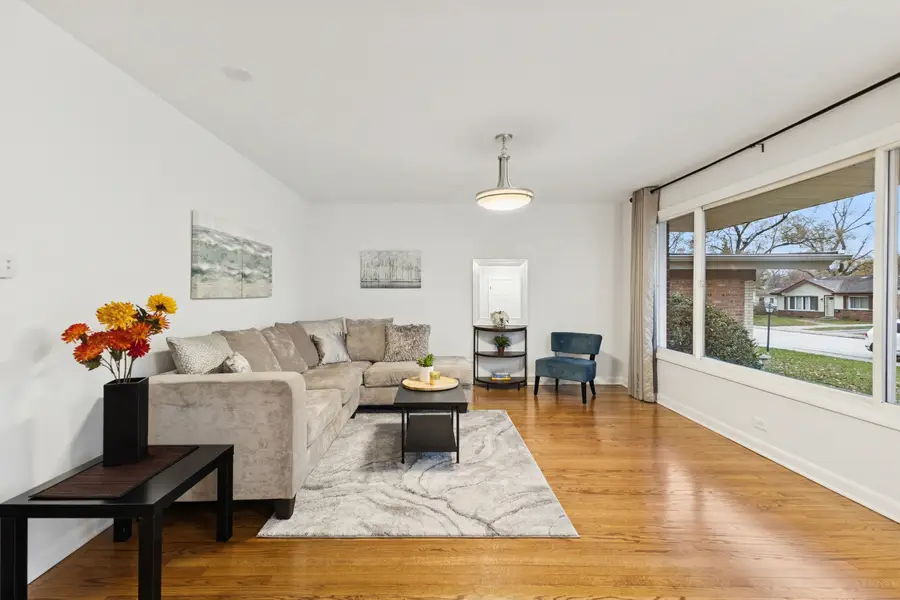 468 Joyce Court, South Holland, IL 60473 - Image #3