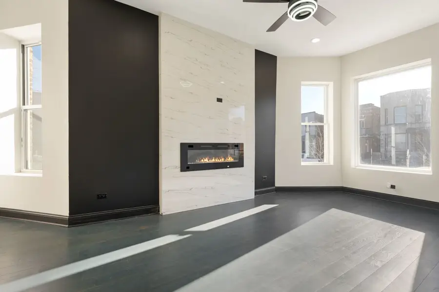 3824 W Arthington Street, Chicago, IL 60624 - Image #2