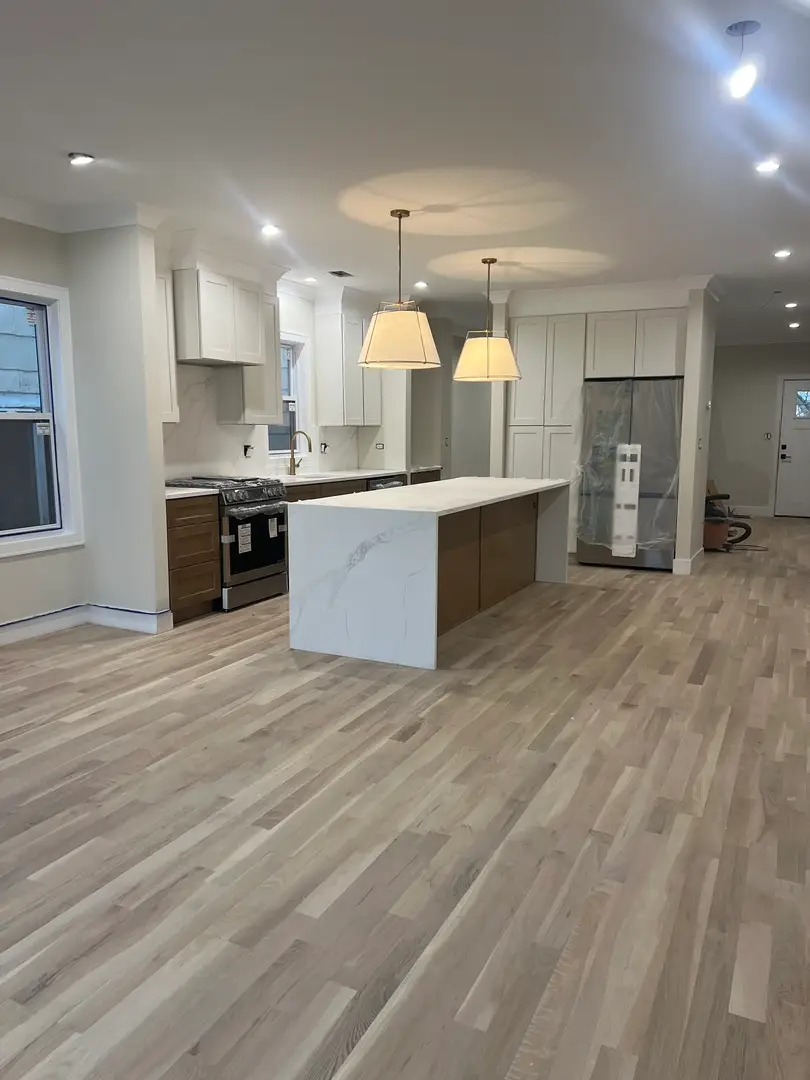 2529 N Lawndale Avenue, Chicago, IL 60647 - Image #2