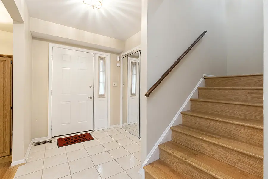 1437 Woodhollow Drive, Flossmoor, IL 60422 - Image #2