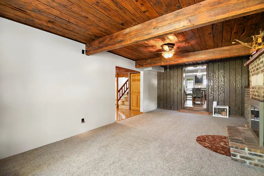 201 E Vanderkarr Road, Saint Anne, IL 60964 - Image #3