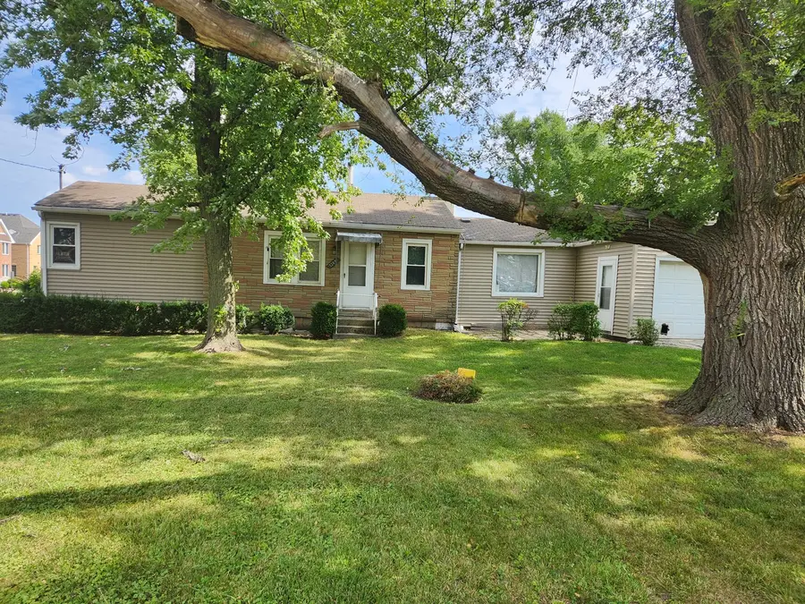2209 Elmira Avenue, Des Plaines, IL 60018 - Image #2