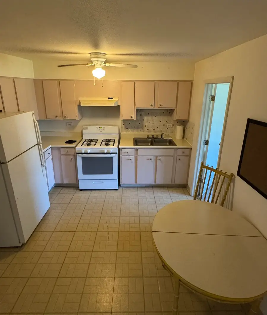 8804 Golf Road #2F, Des Plaines, IL 60016 - Image #3