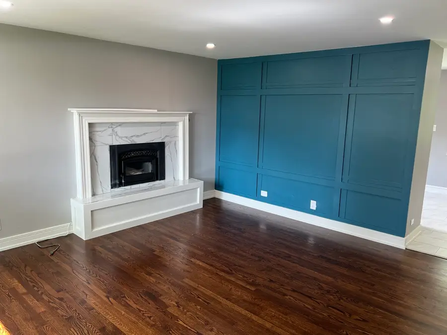 9128 Homestead Lane, Bridgeview, IL 60455 - Image #3