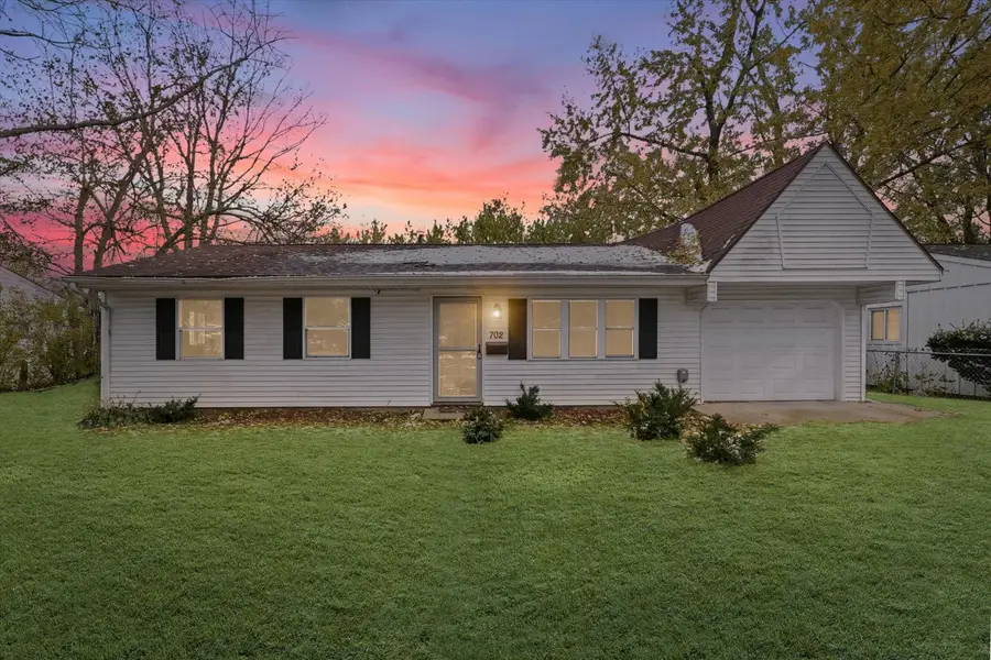 702 Scottswood Drive, Urbana, IL 61802 - Image #2