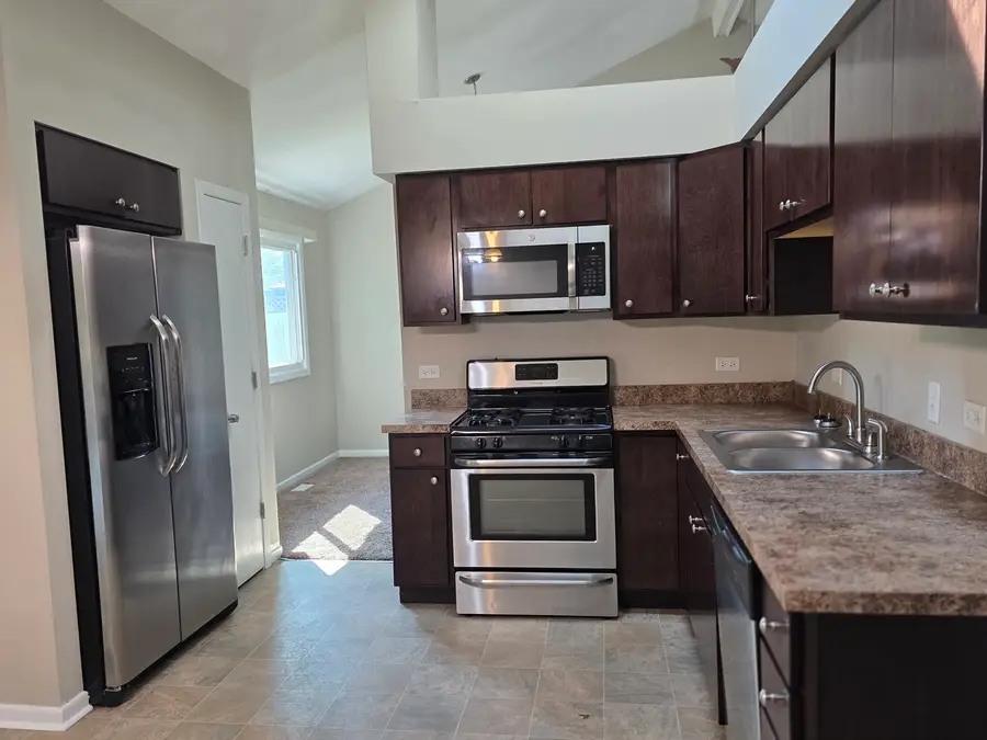 6103 Sunflower Drive, Matteson, IL 60443 - Image #2