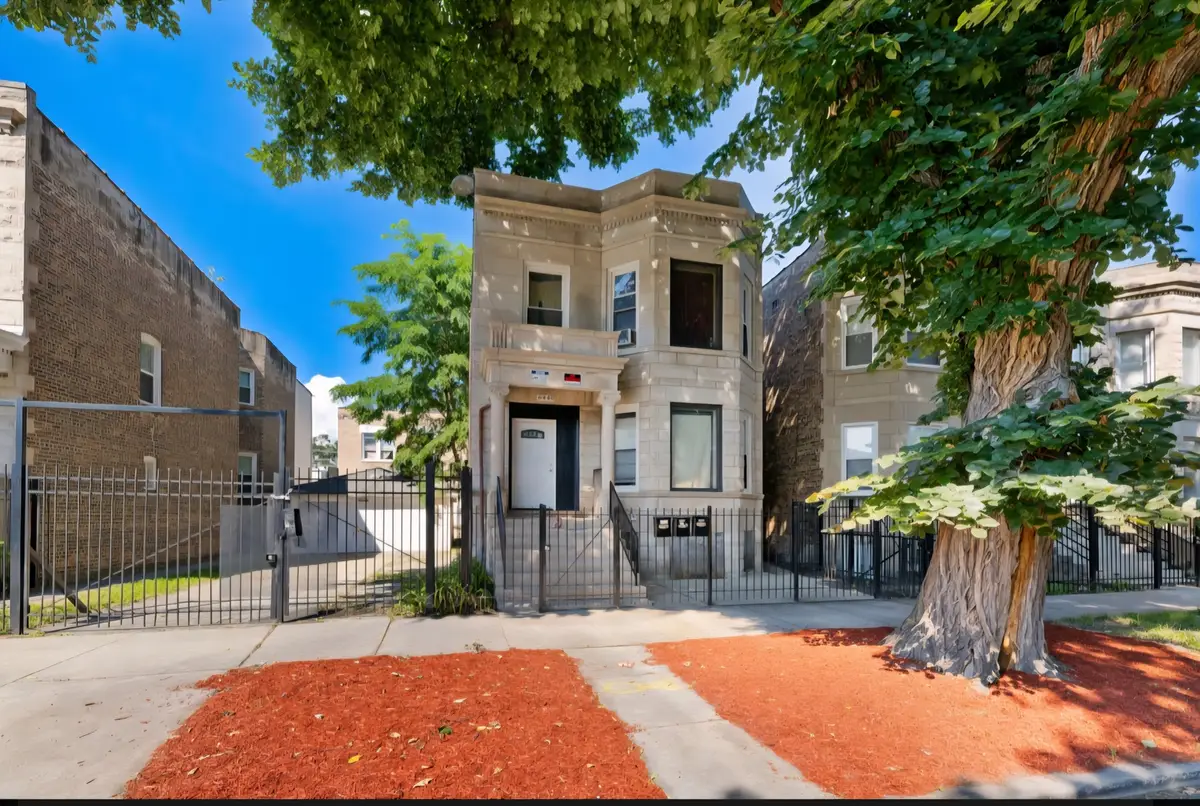 6440 S Eberhart Avenue, Chicago, IL 60637 - Image #1