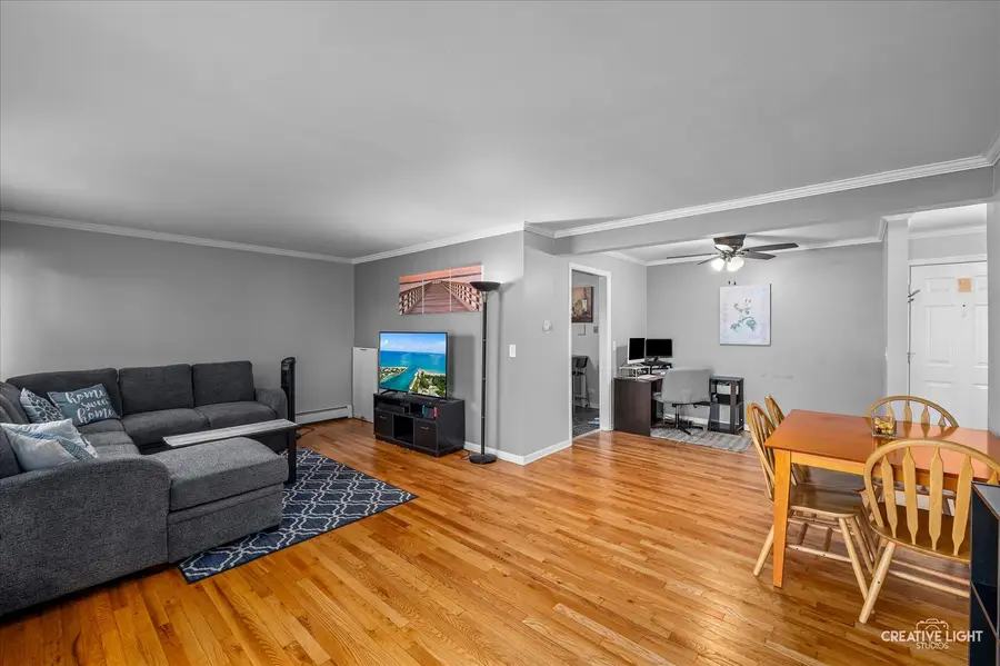 501 Carlysle Drive #9, Clarendon Hills, IL 60514 - Image #3