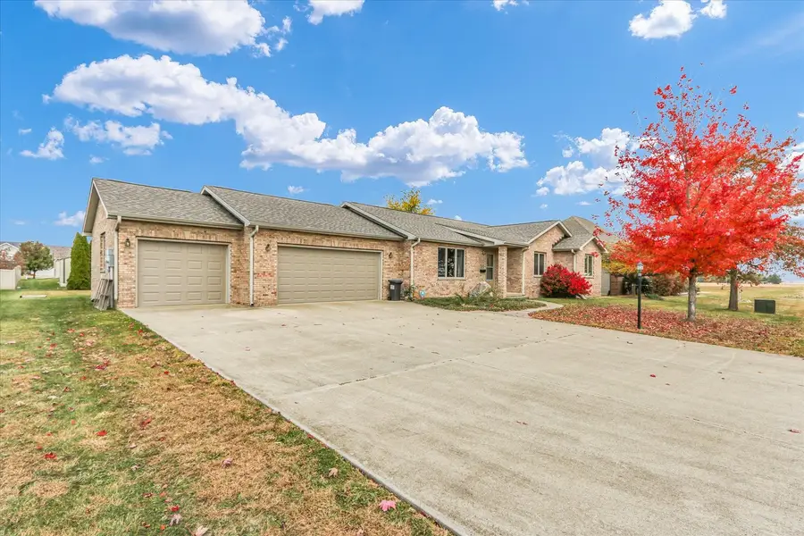 812 E Boone Street, Tolono, IL 61880 - Image #2