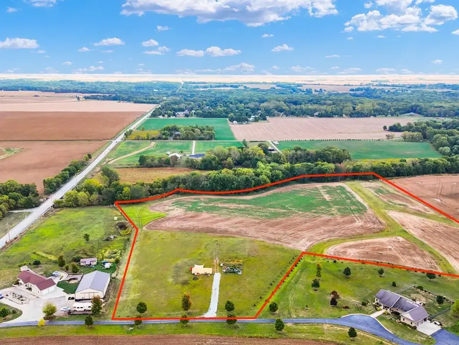 1075 Il Rt 10, Monticello, IL 61856 - Image #2