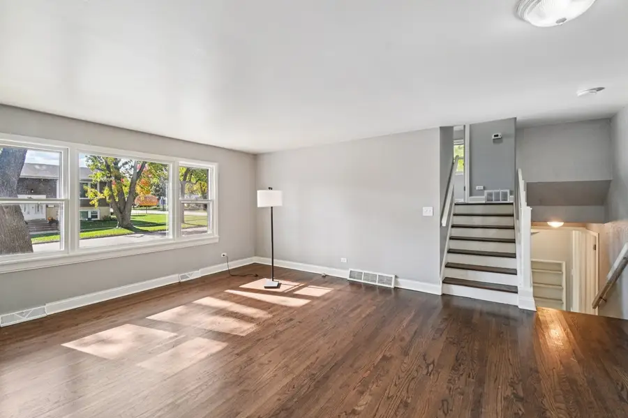 207 N Idlewild Avenue, Mundelein, IL 60060 - Image #3