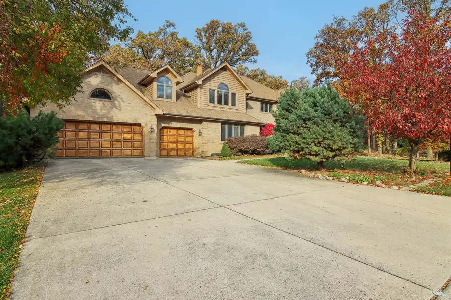 2450 Saint Andrews Drive, Olympia Fields, IL 60461 - Image #2