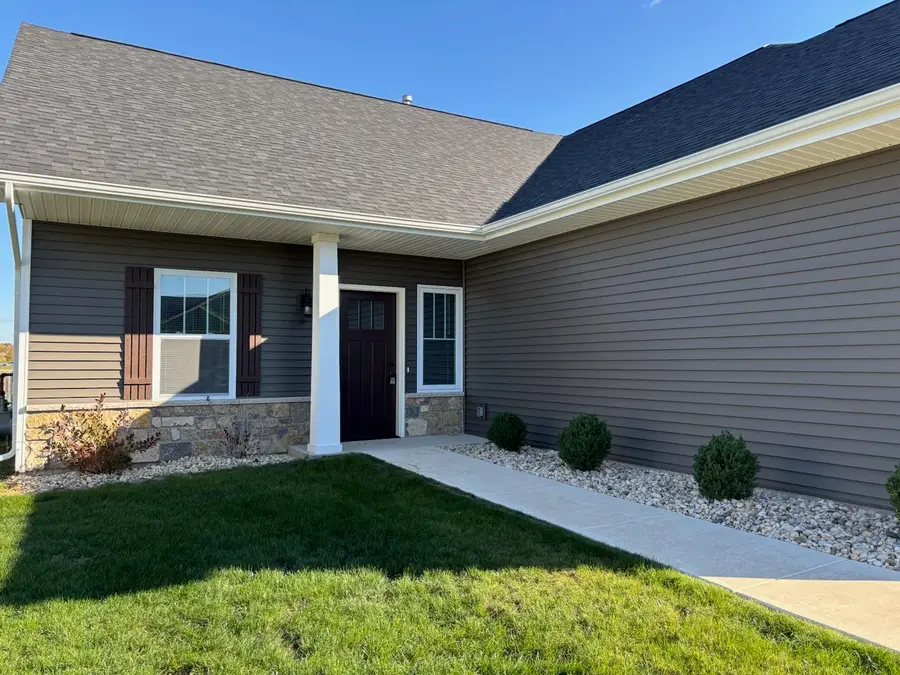 617 Anjali Court, Sycamore, IL 60178 - Image #3