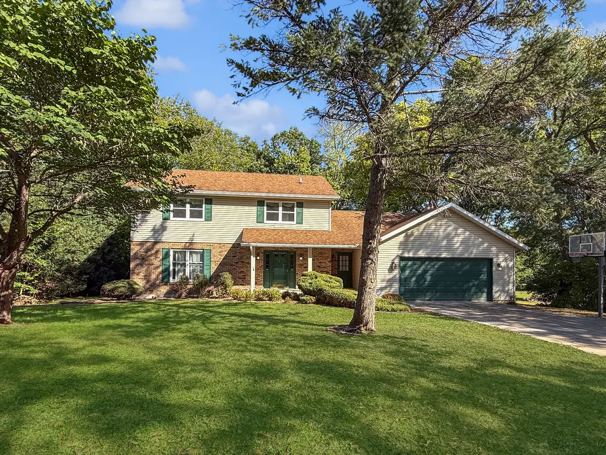 659 Sioux Drive, Freeport, IL 61032 - Image #1