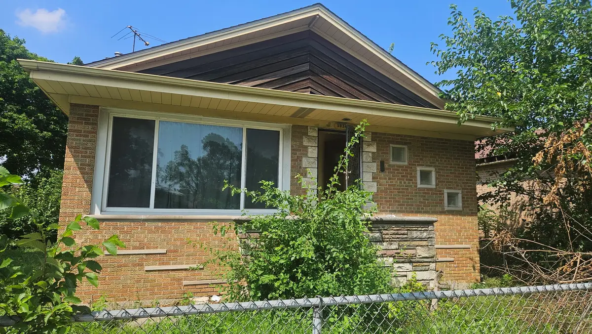 1924 W Marquette Road, Chicago, IL 60636 - Image #1