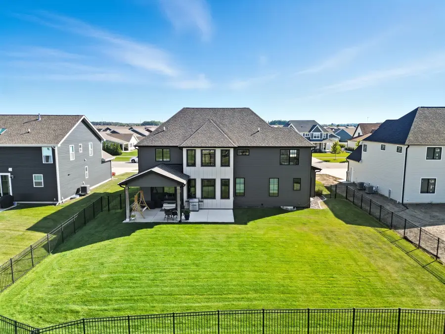 8334 W 105th Avenue, Saint John, IN 46373 - Image #2